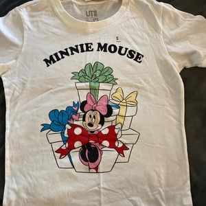 New Uniqlo Japan Minnie Mouse Tsum Tsum T-shirt size Small XS  Disney collectors